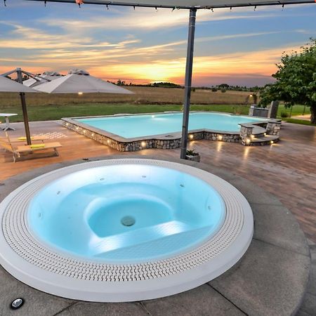 Casale Dei Gelsi Bed & Breakfast Castiglione In Teverina Ngoại thất bức ảnh
