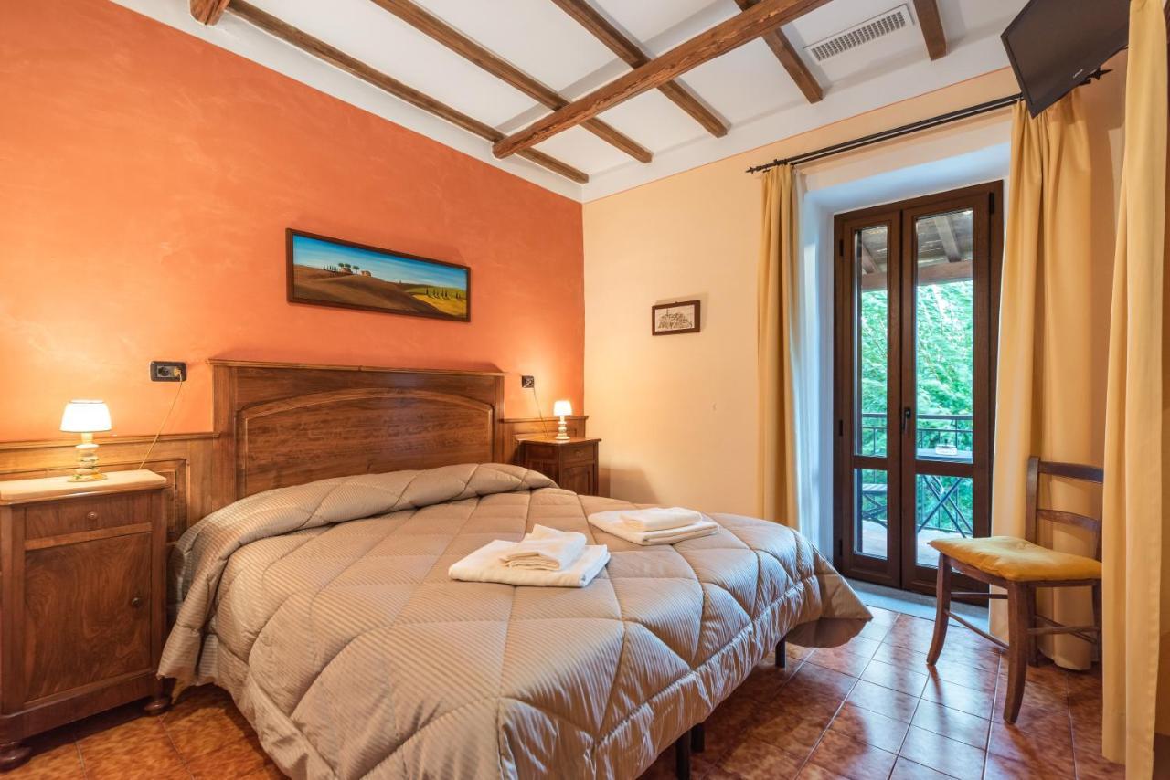 Casale Dei Gelsi Bed & Breakfast Castiglione In Teverina Ngoại thất bức ảnh